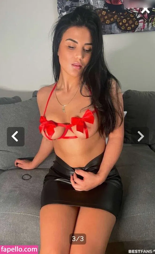 sugarveezy Onlyfans Photo Gallery 