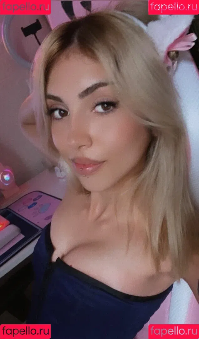 naathys Onlyfans Photo Gallery 