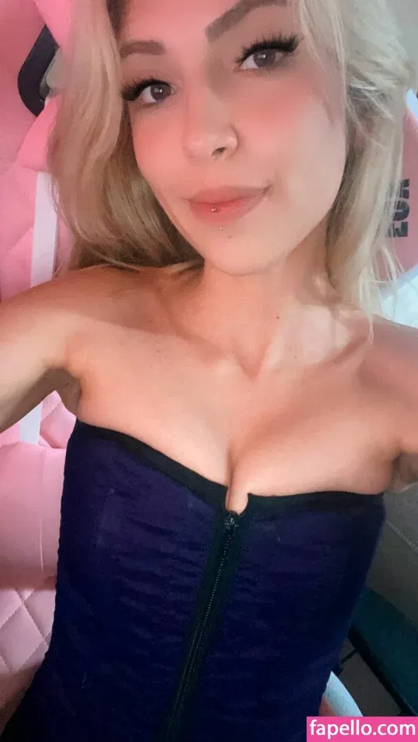 naathys Onlyfans Photo Gallery 