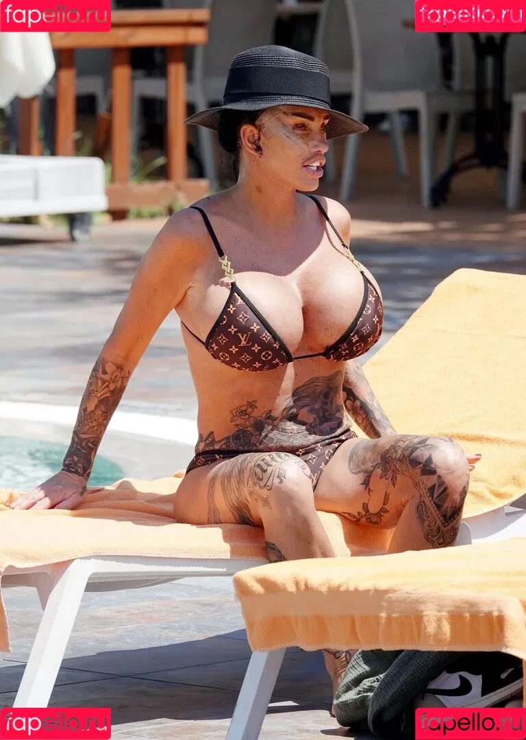 Katie Price Onlyfans Photo Gallery 