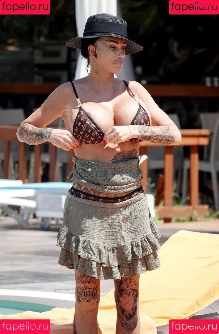 Katie Price Onlyfans Photo Gallery 