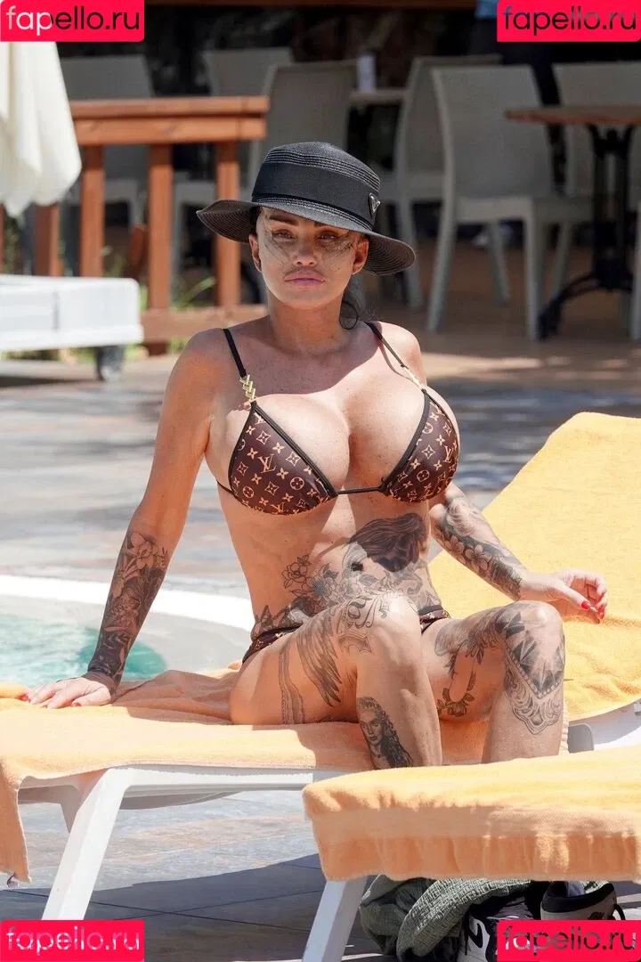 Katie Price Onlyfans Photo Gallery 