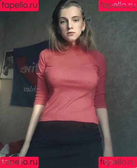 Aprikosin Onlyfans Photo Gallery 