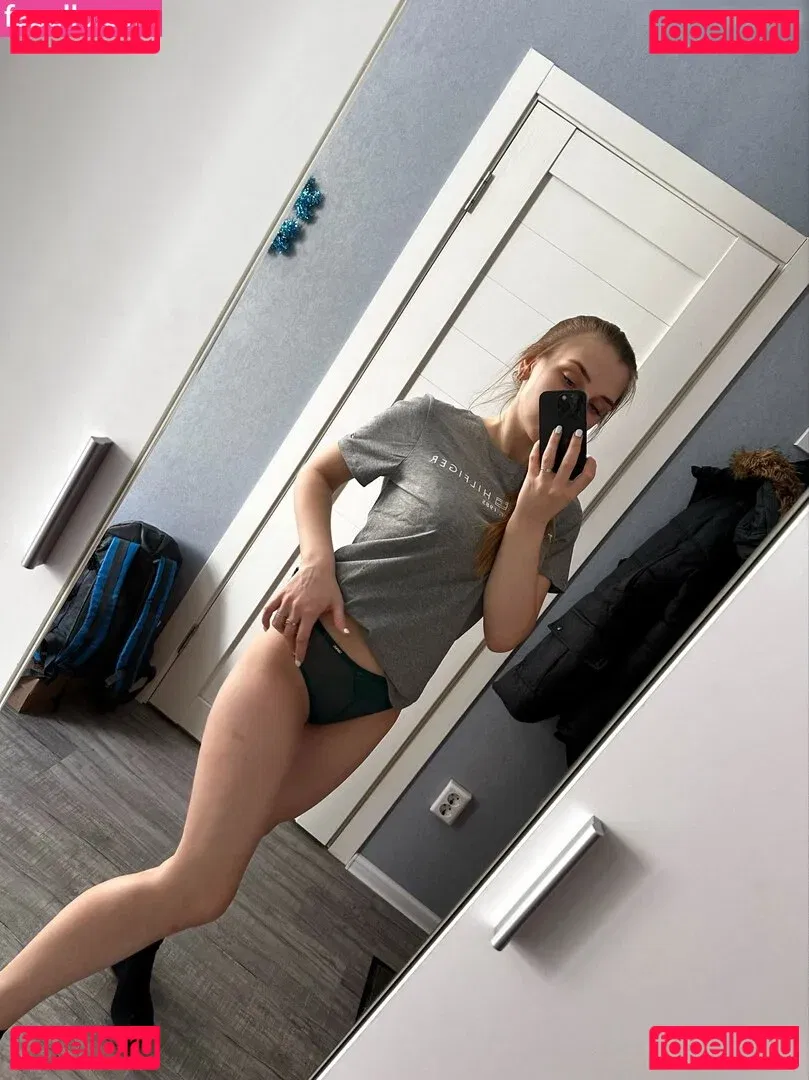 Aprikosin Onlyfans Photo Gallery 