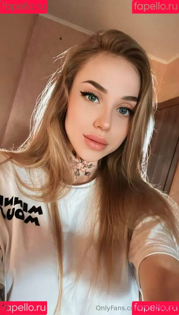 ho11y_girl Onlyfans Photo Gallery 