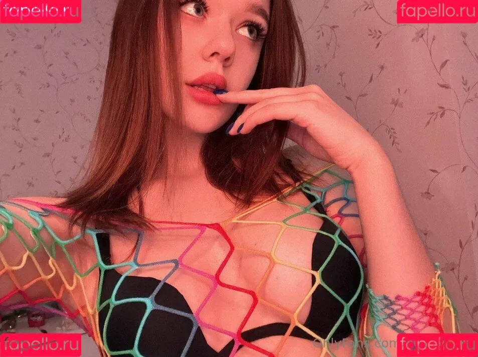 ho11y_girl Onlyfans Photo Gallery 