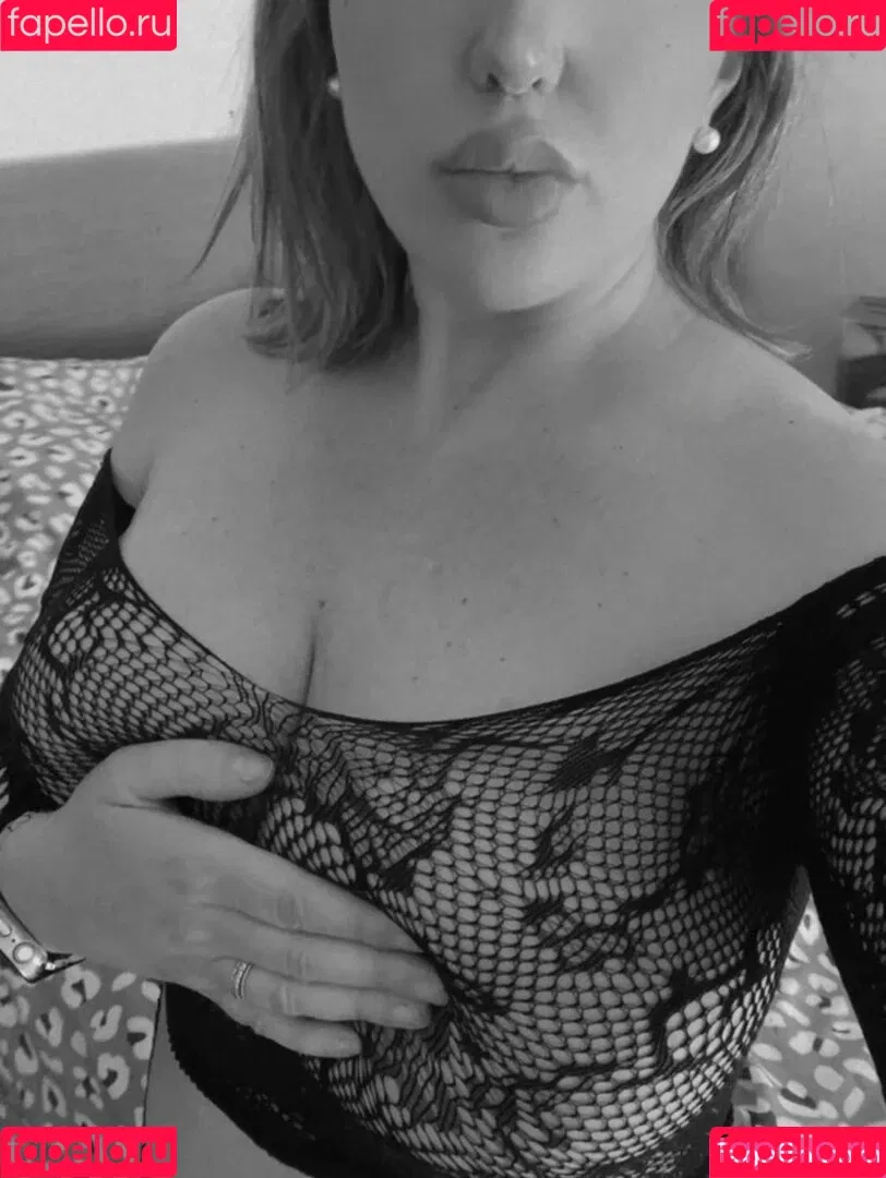 Marie Aude Onlyfans Photo Gallery 