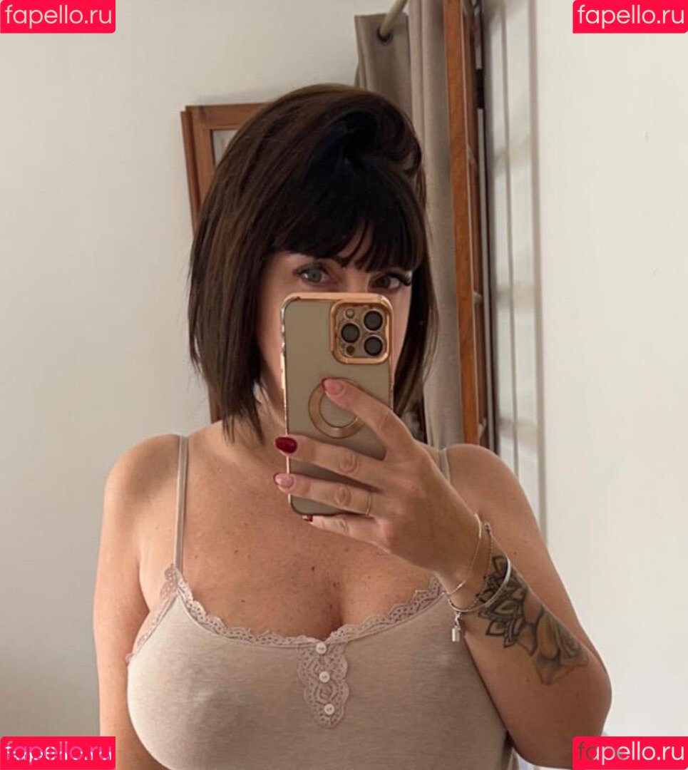 Marie Aude Onlyfans Photo Gallery 