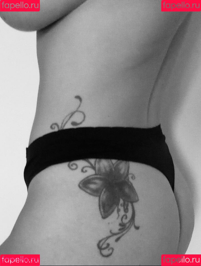 Marie Aude Onlyfans Photo Gallery 