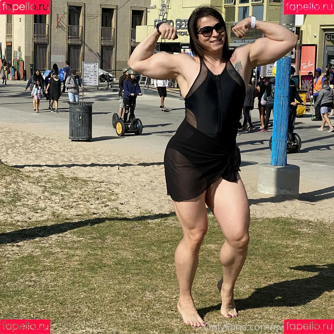 eva.supergirl Onlyfans Photo Gallery 