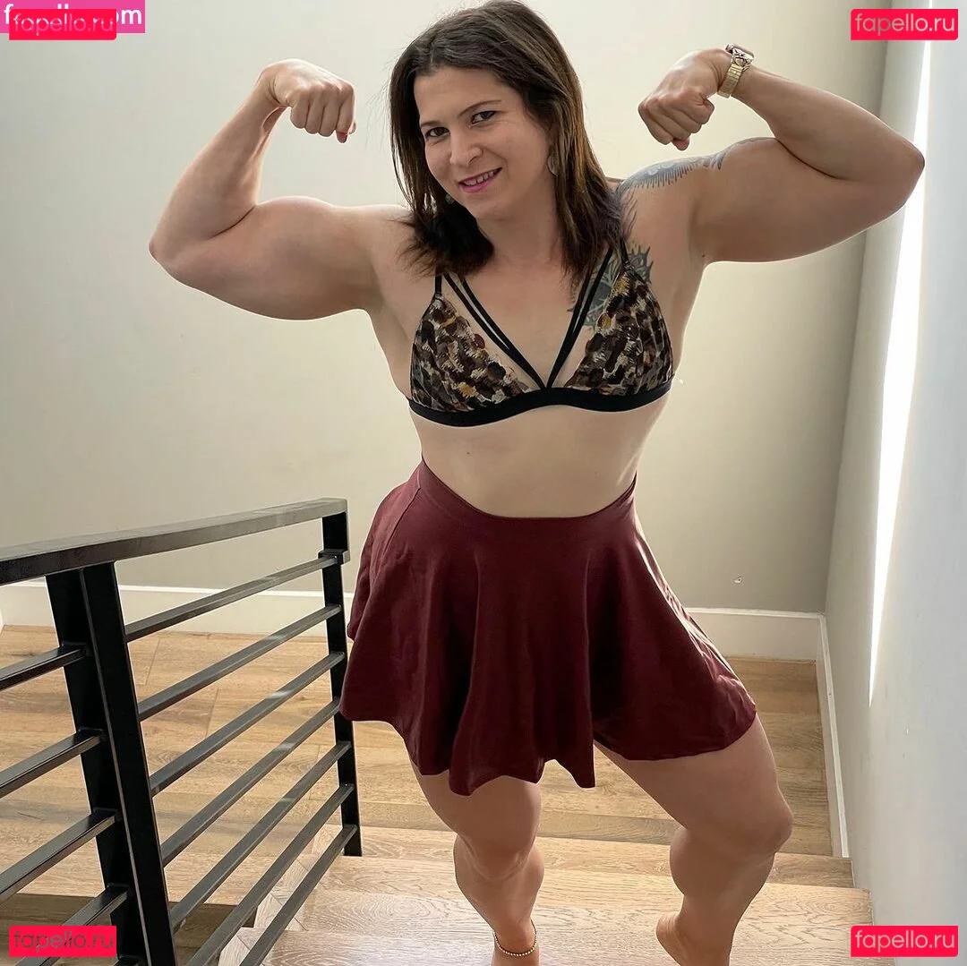 eva.supergirl Onlyfans Photo Gallery 