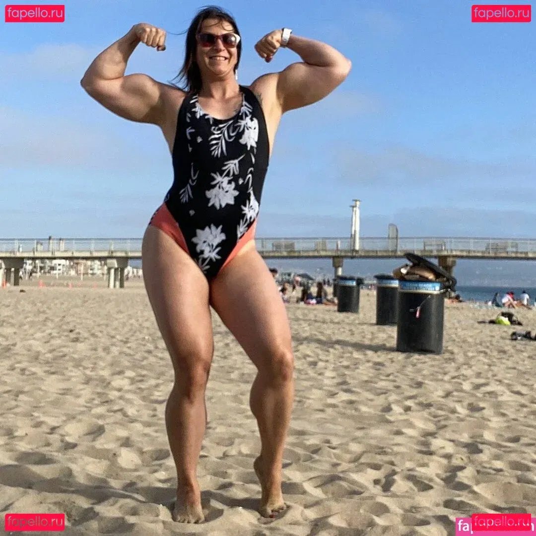 eva.supergirl Onlyfans Photo Gallery 