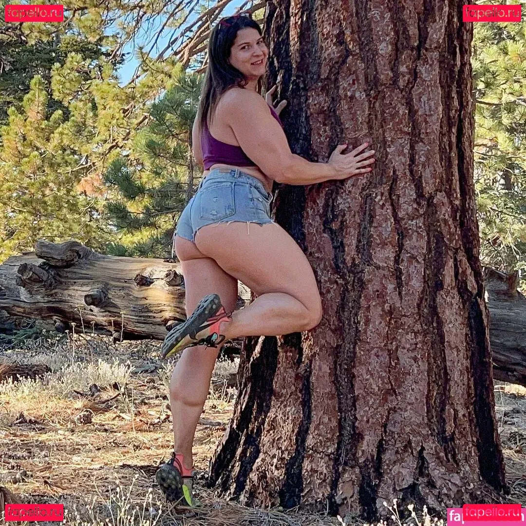 eva.supergirl Onlyfans Photo Gallery 