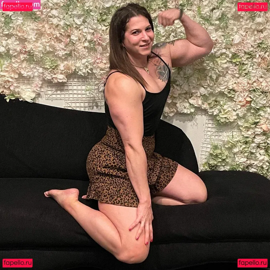 eva.supergirl Onlyfans Photo Gallery 