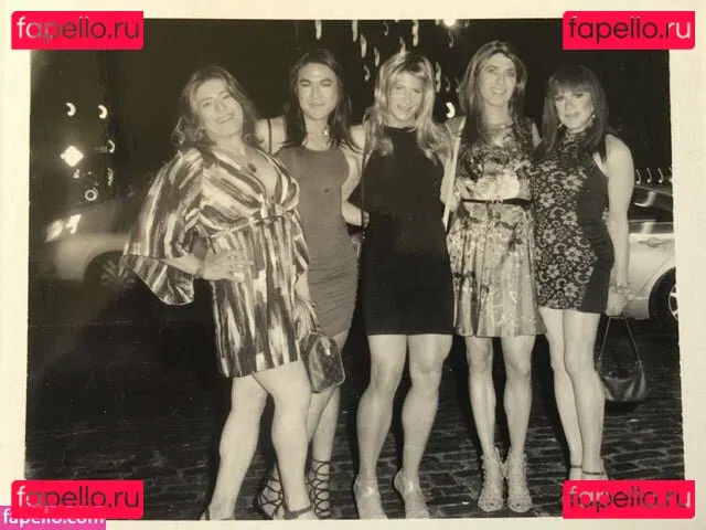 eva.supergirl Onlyfans Photo Gallery 