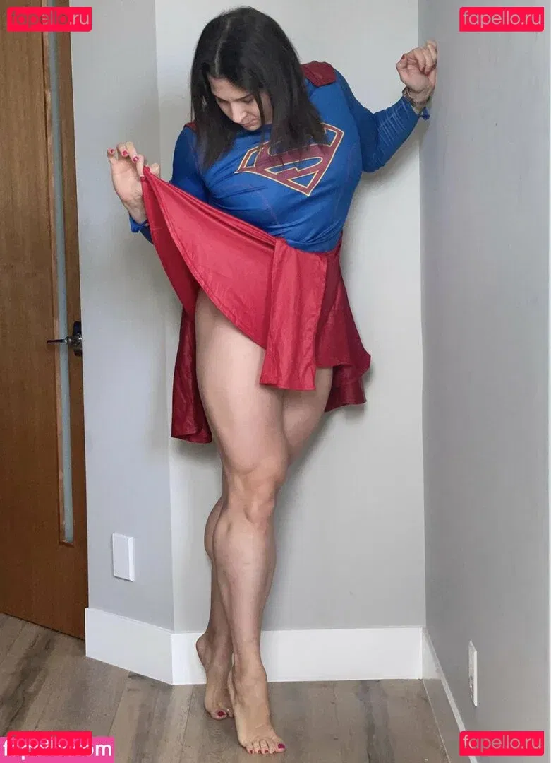 eva.supergirl Onlyfans Photo Gallery 