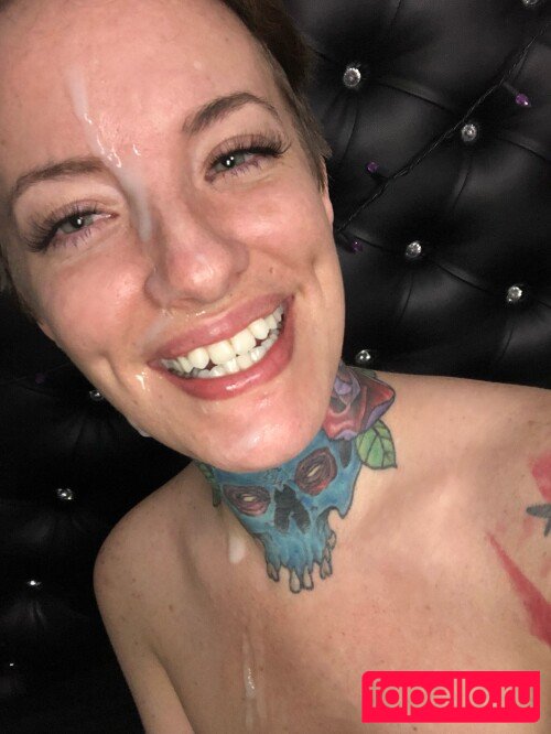 Kxtiemccxnn Nude Onlyfans Photo 26