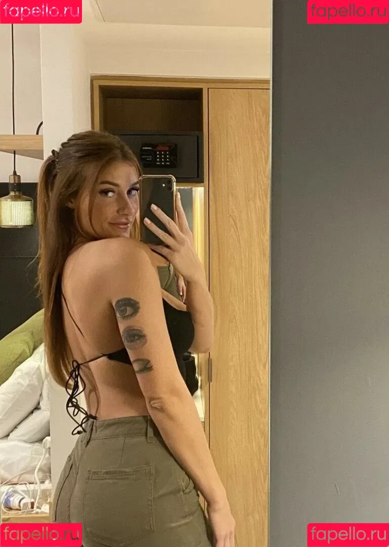 Demi Rutting Onlyfans Photo Gallery 