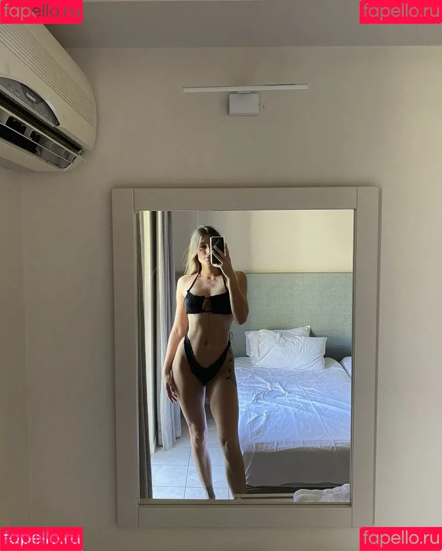 Demi Rutting Onlyfans Photo Gallery 