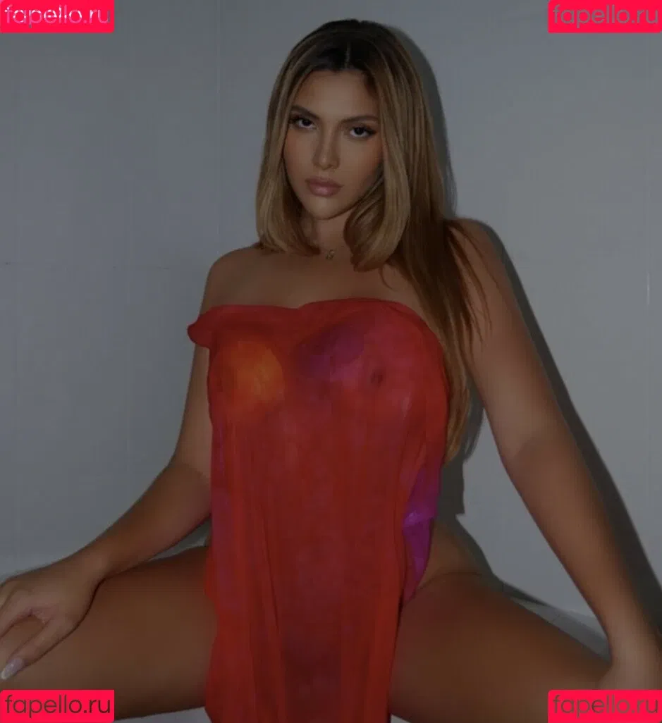 Nicol Ramirez Onlyfans Photo Gallery 