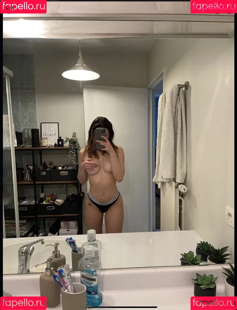 Oscarine38 Onlyfans Photo Gallery 