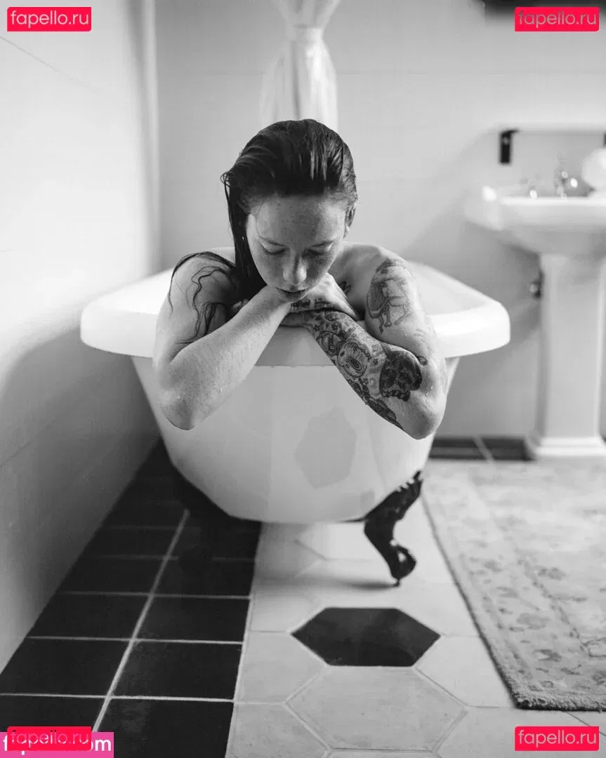 Hattie Watson Onlyfans Photo Gallery 