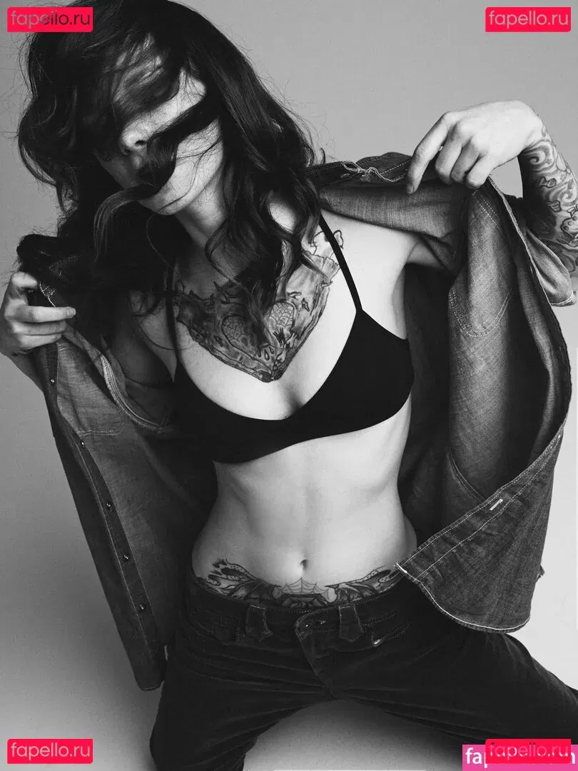 Hattie Watson Onlyfans Photo Gallery 