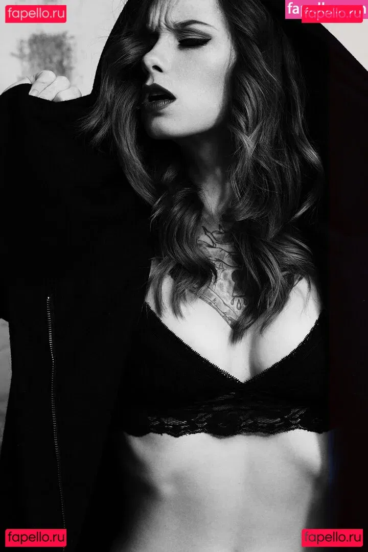 Hattie Watson Onlyfans Photo Gallery 