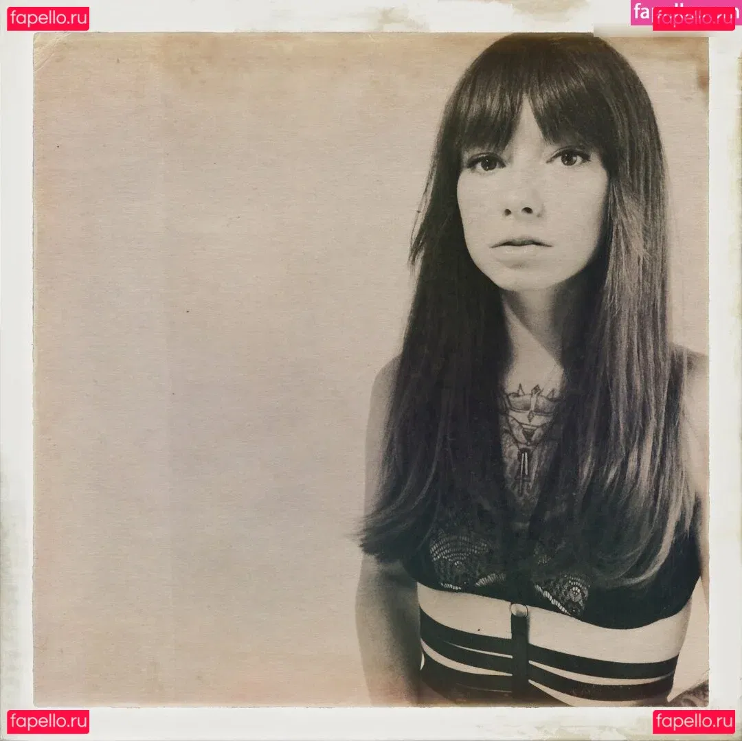 Hattie Watson Onlyfans Photo Gallery 