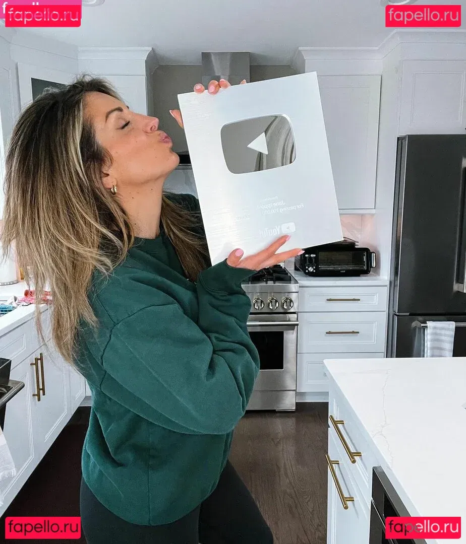 Janie Ippolito Onlyfans Photo Gallery 