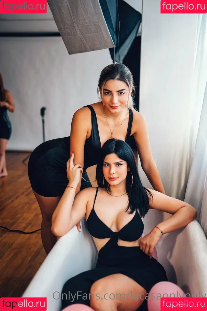 lacasaonlymx Onlyfans Photo Gallery 