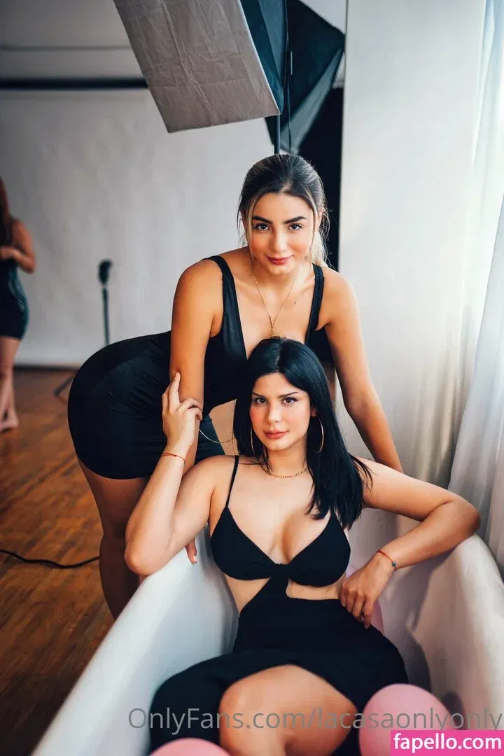 lacasaonlymx Onlyfans Photo Gallery 