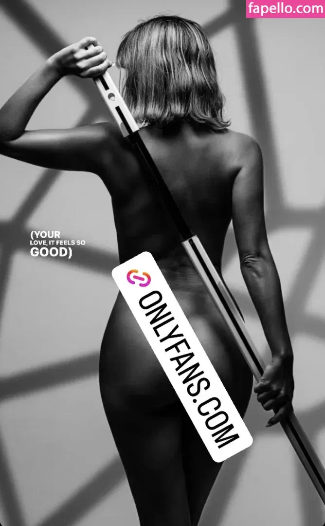 Autumn Green Onlyfans Photo Gallery 