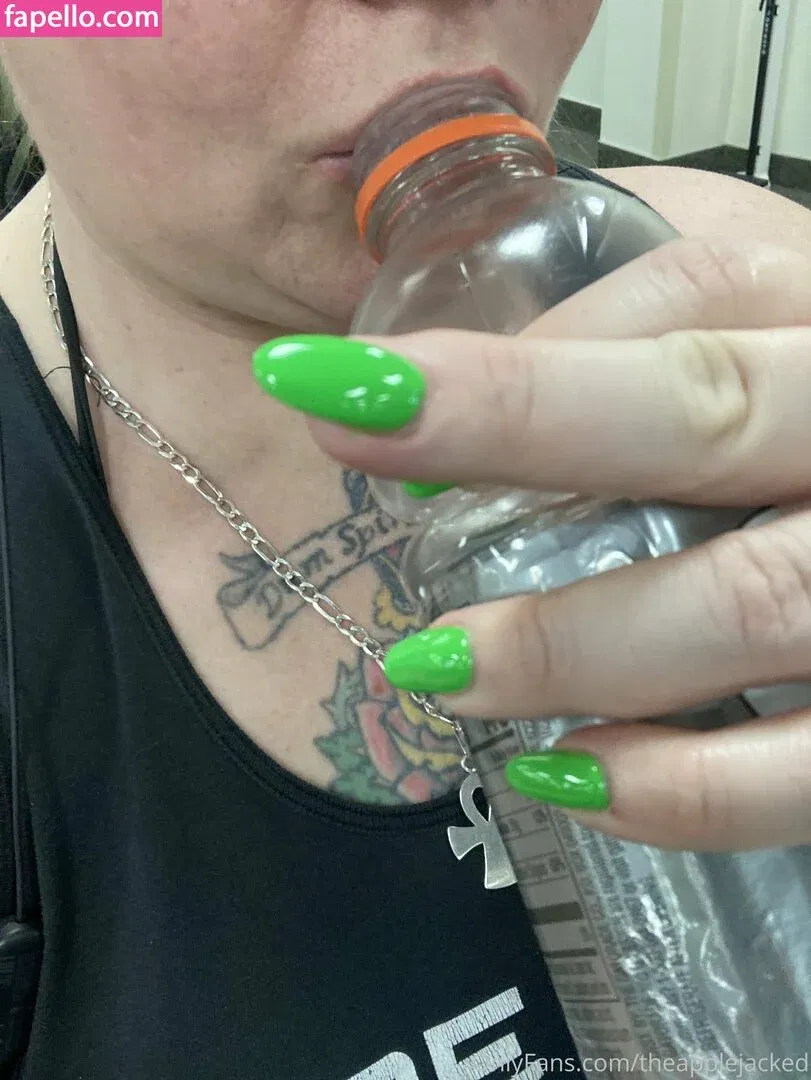 theapplejacked Onlyfans Photo Gallery 