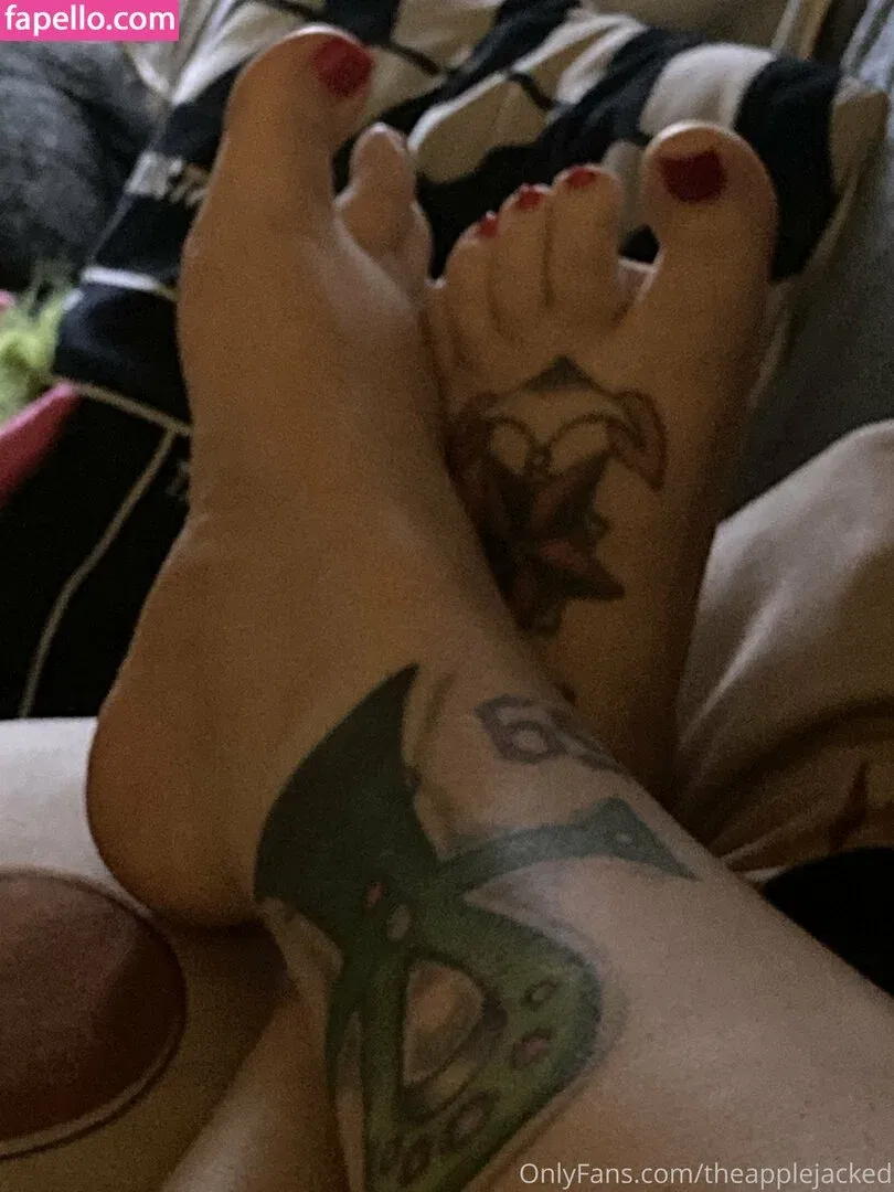 theapplejacked Onlyfans Photo Gallery 