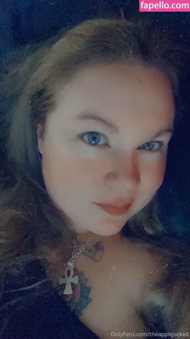 theapplejacked Onlyfans Photo Gallery 