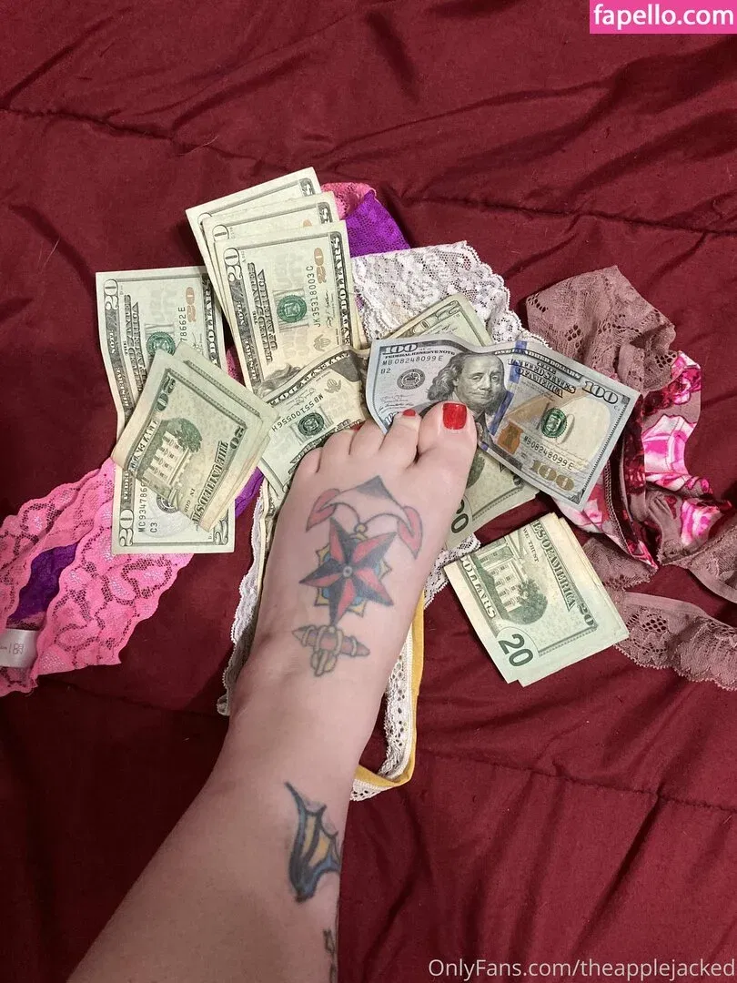 theapplejacked Onlyfans Photo Gallery 