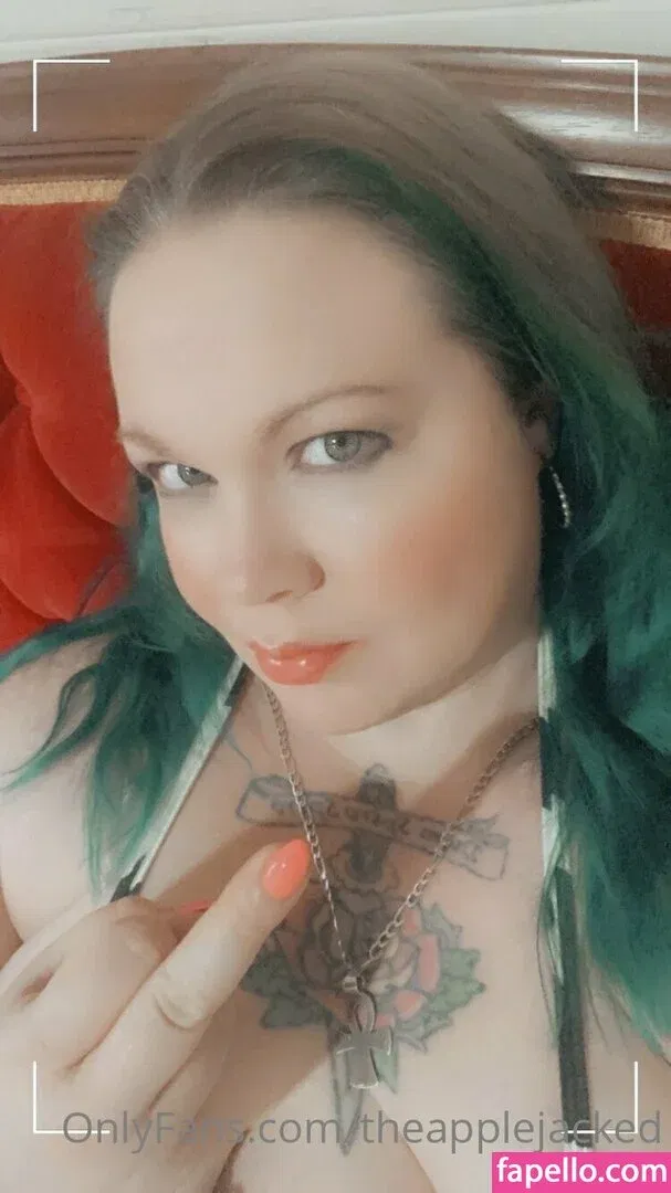 theapplejacked Onlyfans Photo Gallery 