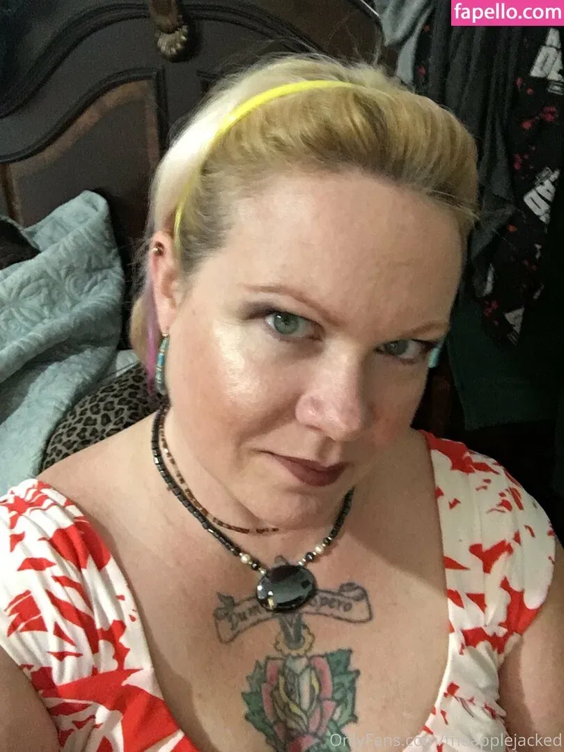 theapplejacked Onlyfans Photo Gallery 