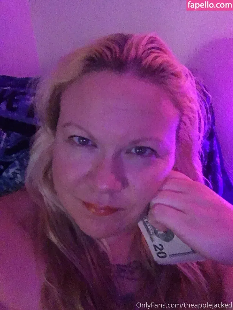theapplejacked Onlyfans Photo Gallery 