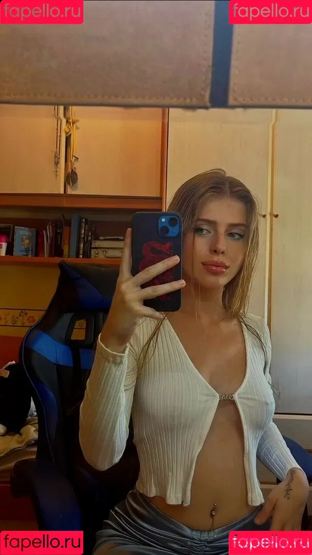mariahelwe Onlyfans Photo Gallery 