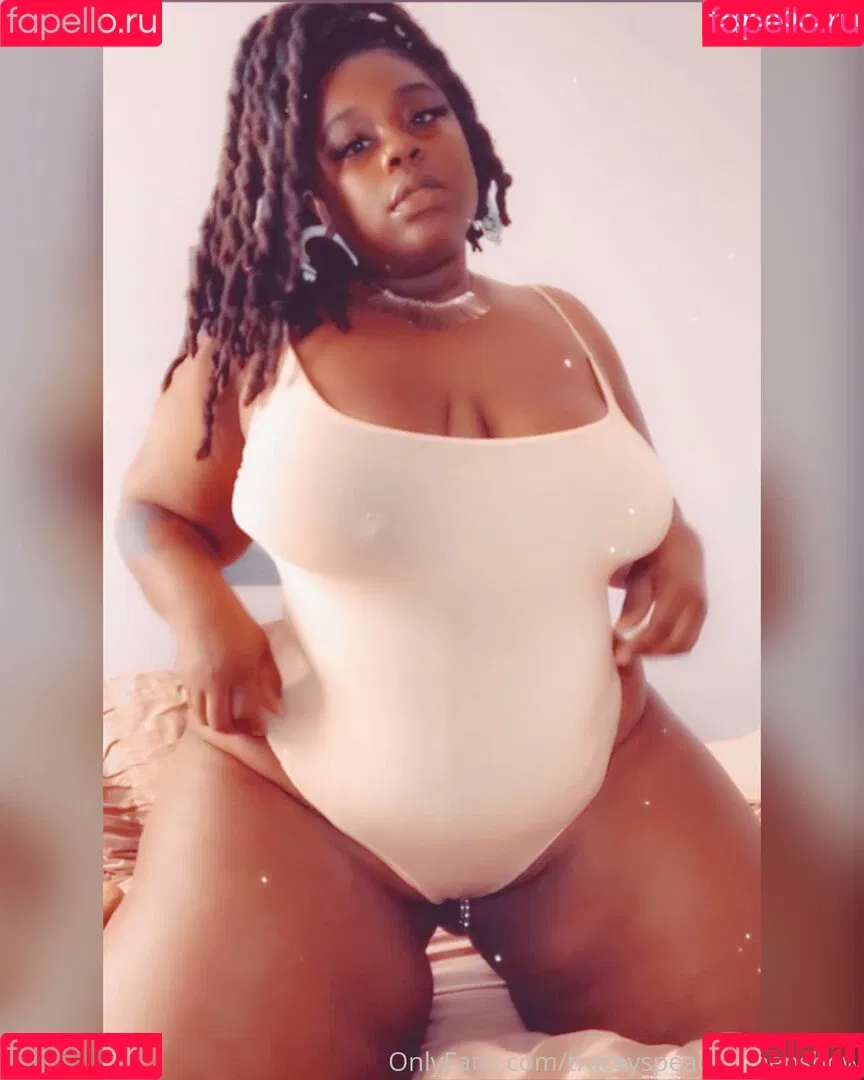 thefamouspeachesandcream Onlyfans Photo Gallery 