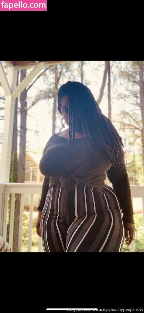 thefamouspeachesandcream Onlyfans Photo Gallery 