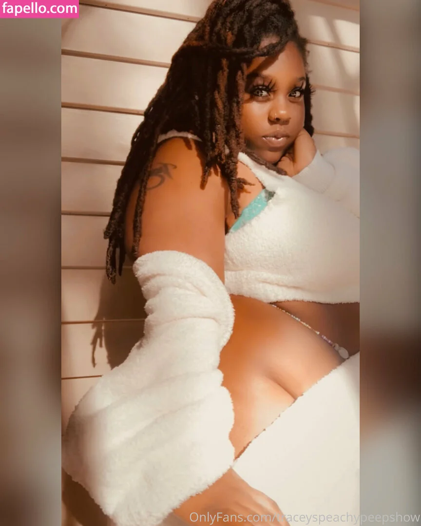 thefamouspeachesandcream Onlyfans Photo Gallery 