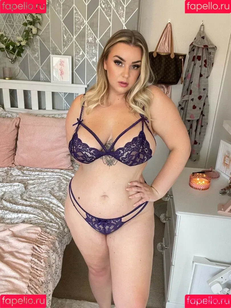 curvygirllou Onlyfans Photo Gallery 