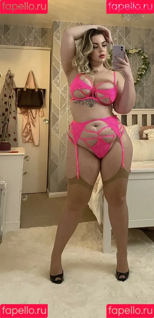 curvygirllou Onlyfans Photo Gallery 