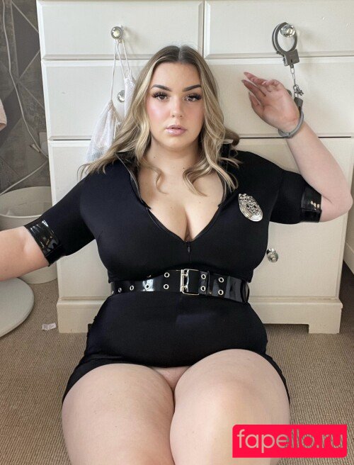 curvygirllou Onlyfans Photo Gallery 