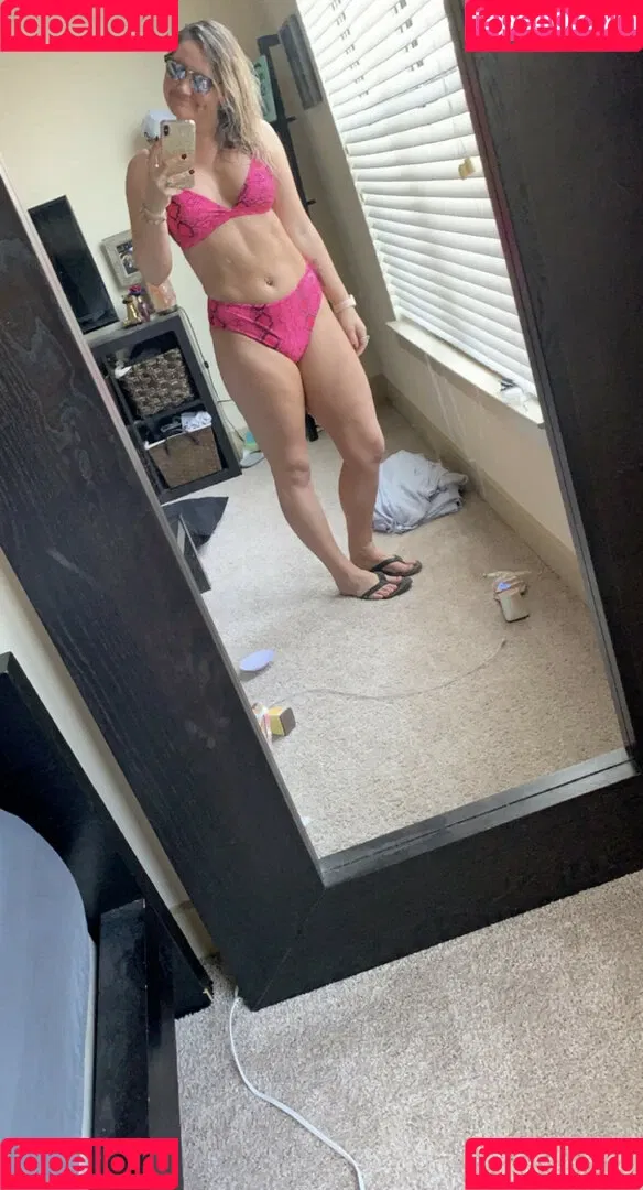 Amber Treybig KRBC News Onlyfans Photo Gallery 