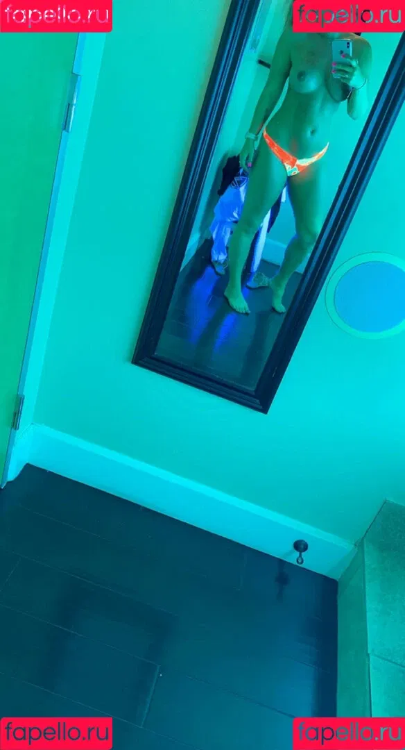 Amber Treybig KRBC News Onlyfans Photo Gallery 