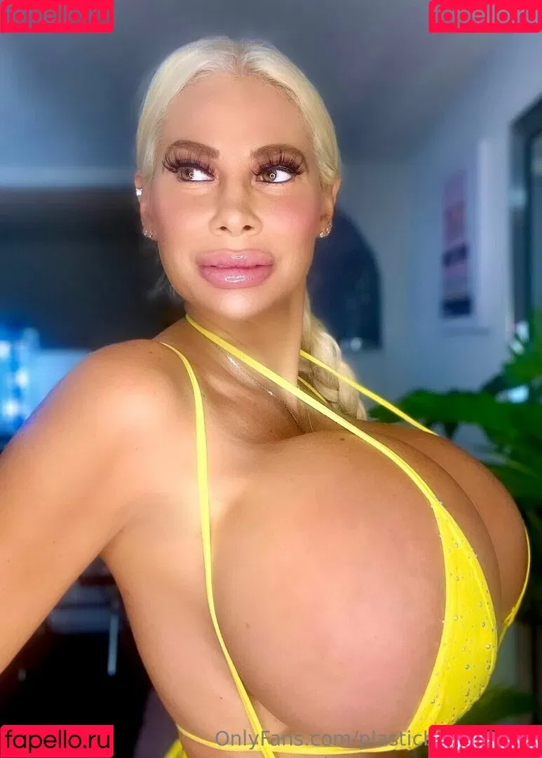 Bombshell Skyler Nicole Onlyfans Photo Gallery 